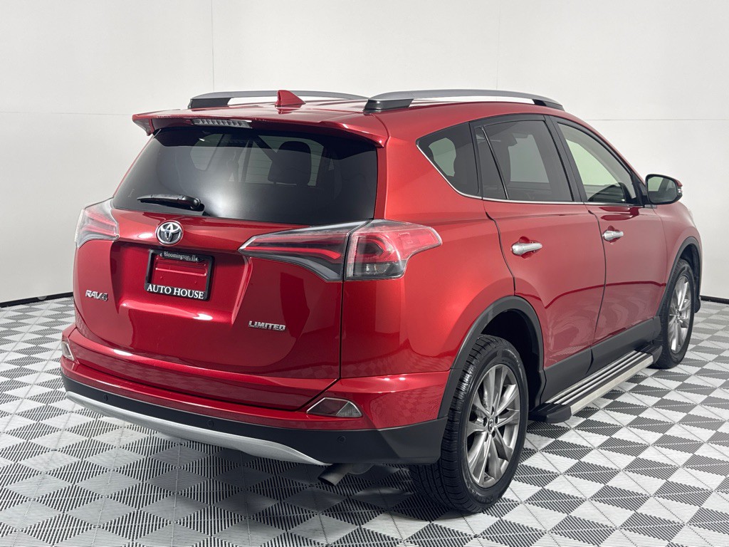 2017 Toyota Rav4 Image 5
