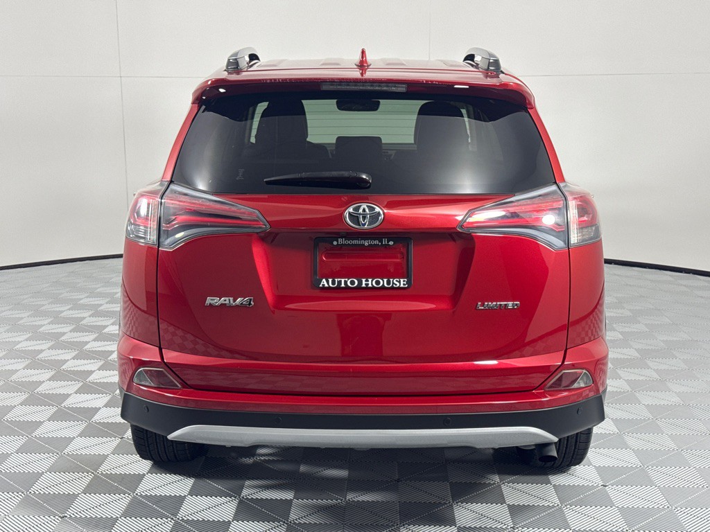 2017 Toyota Rav4 Image 6