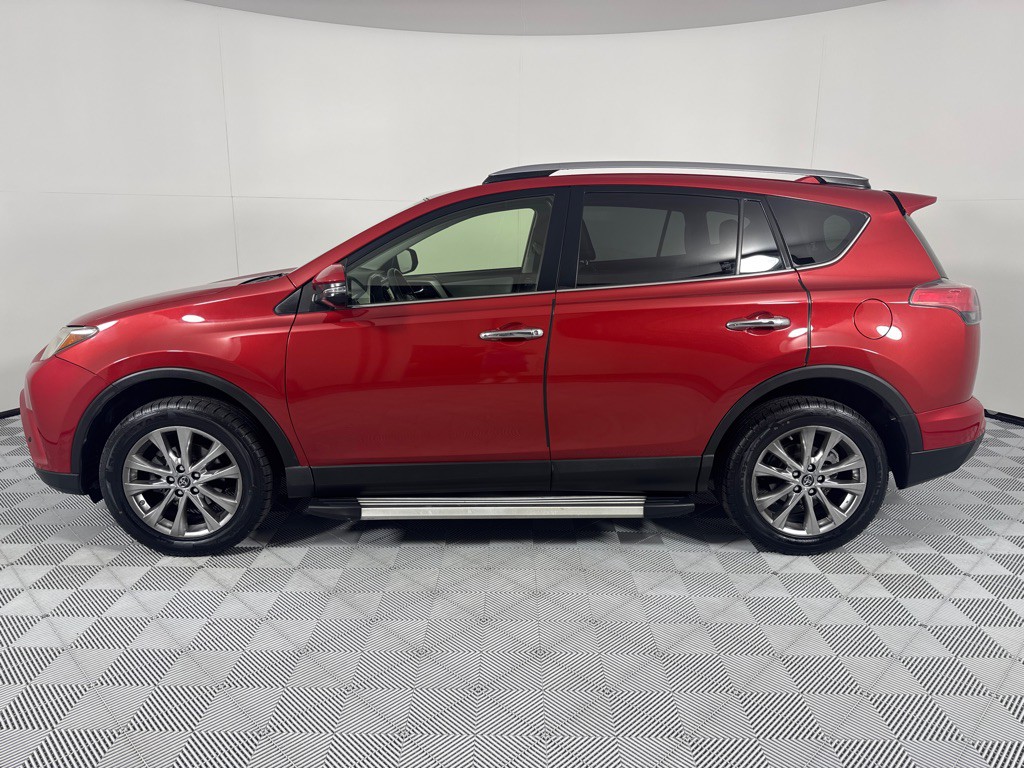 2017 Toyota Rav4 Image 8
