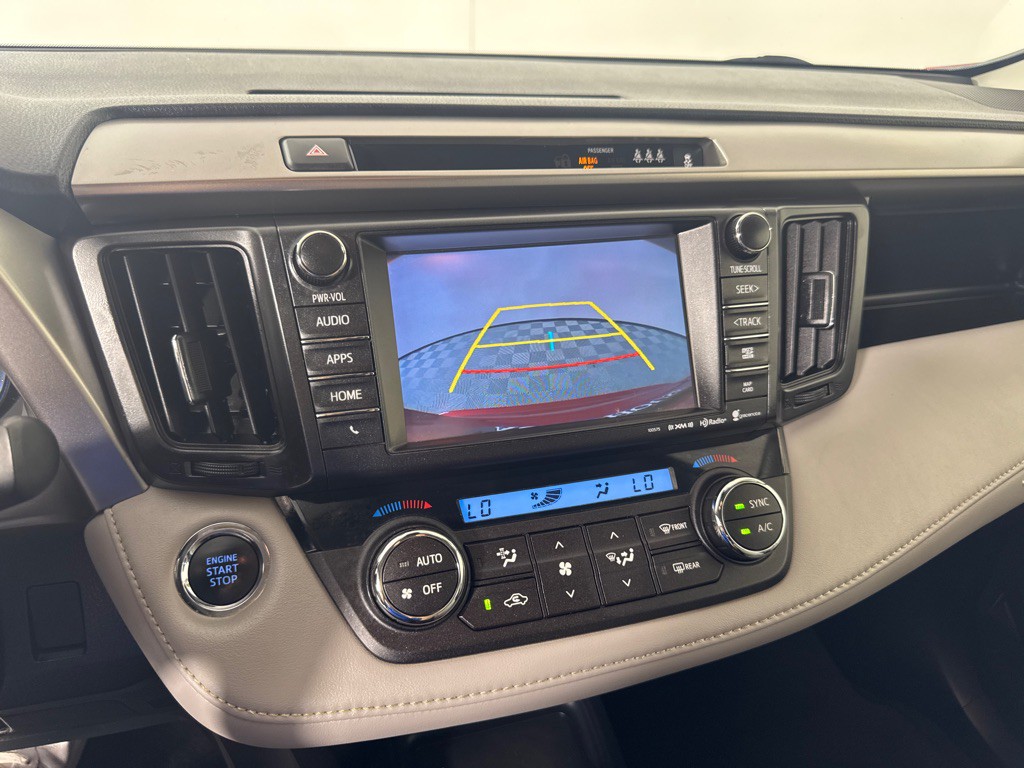 2017 Toyota Rav4 Image 16