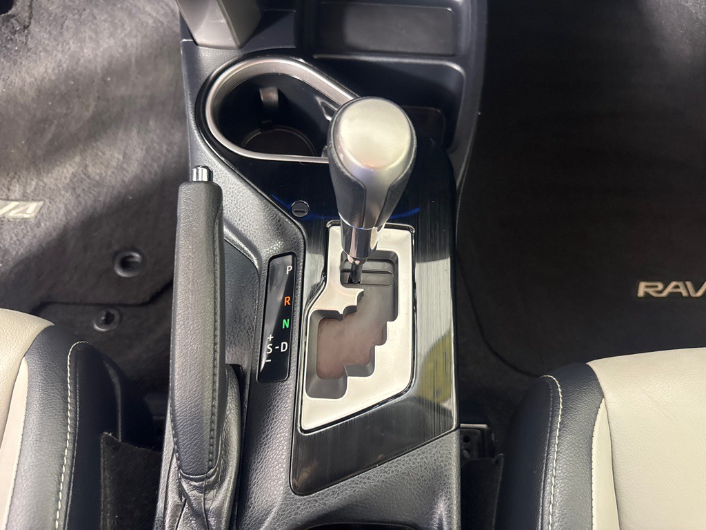 2017 Toyota Rav4 Image 18