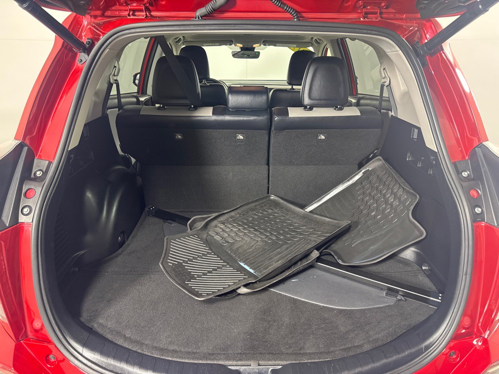 2017 Toyota Rav4 Image 21