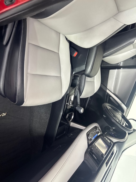 2017 Toyota Rav4 Image 24