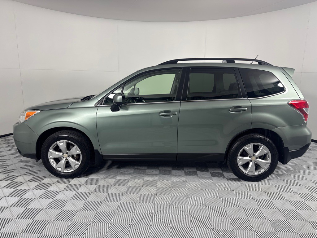 2015 Subaru Forester Image 6