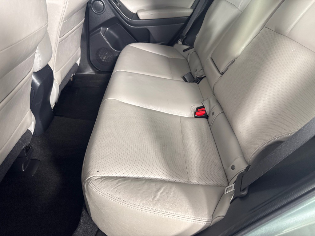 2015 Subaru Forester Image 16