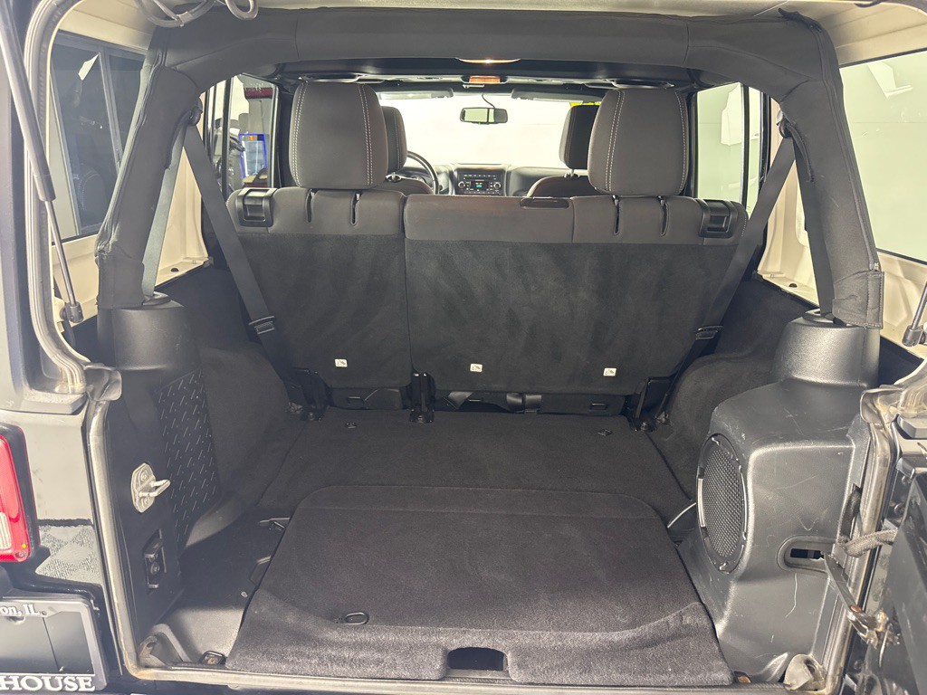 2014 Jeep Wrangler Unlimited Image 22