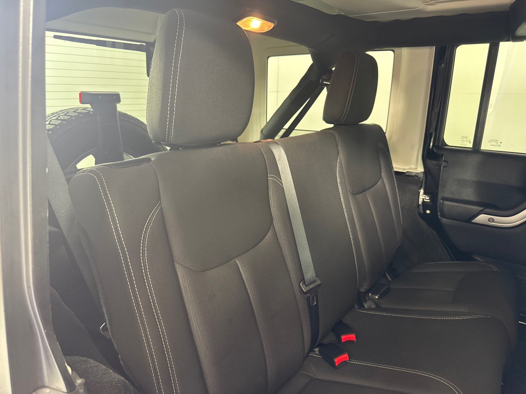 2014 Jeep Wrangler Unlimited Image 24