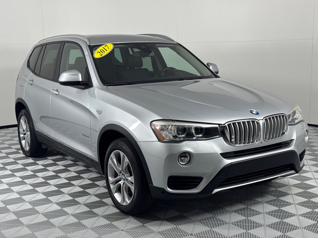 2017 BMW X3 Image 3
