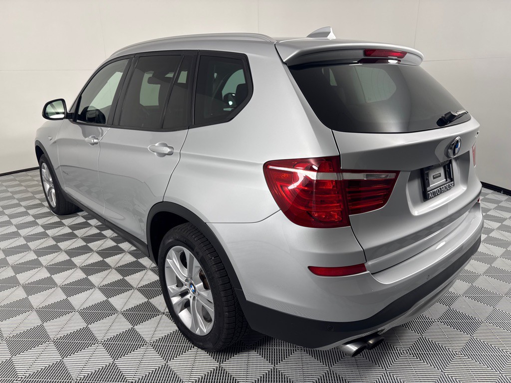 2017 BMW X3 Image 8