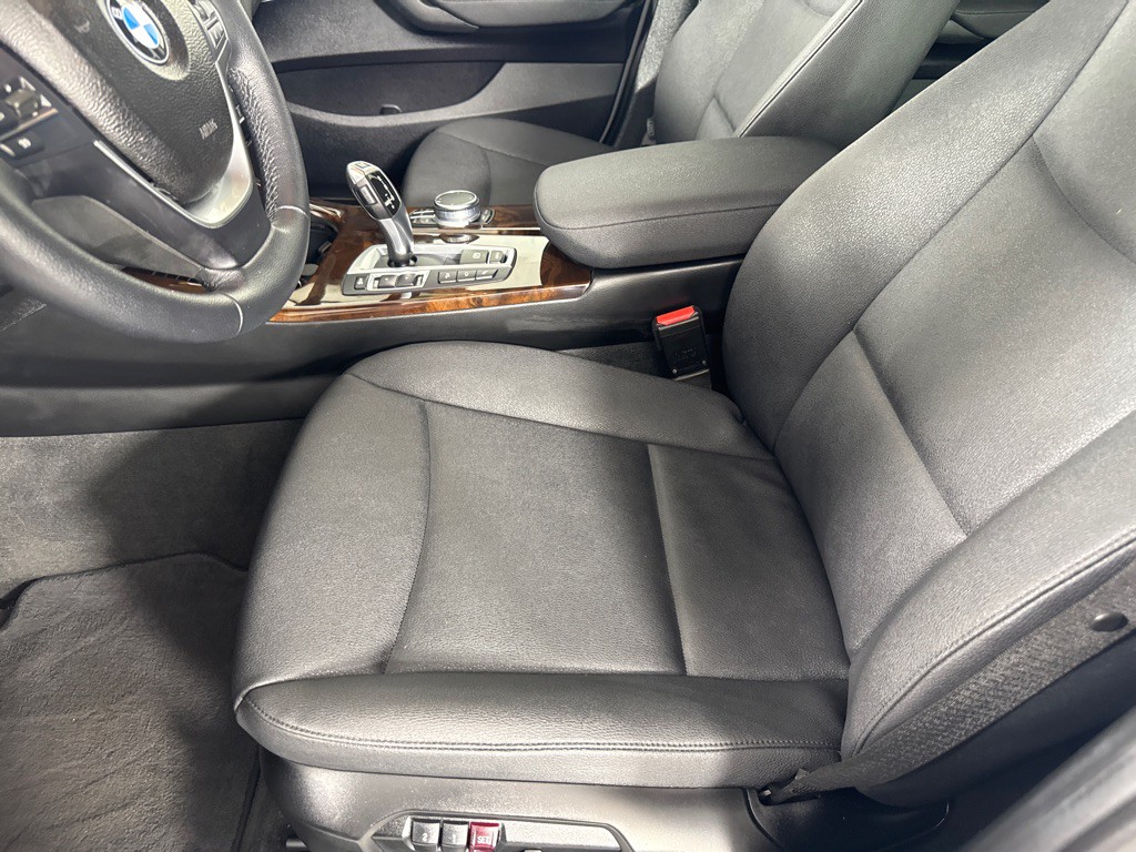 2017 BMW X3 Image 14