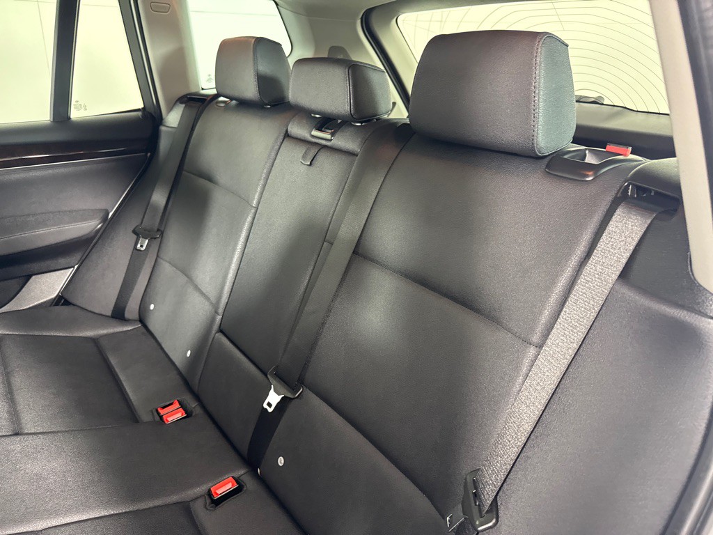 2017 BMW X3 Image 24