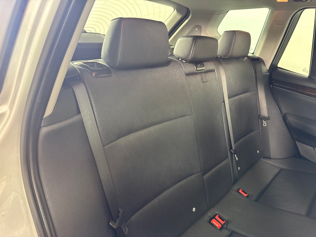 2017 BMW X3 Image 27