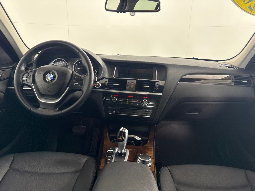 2017 BMW X3 Image 30
