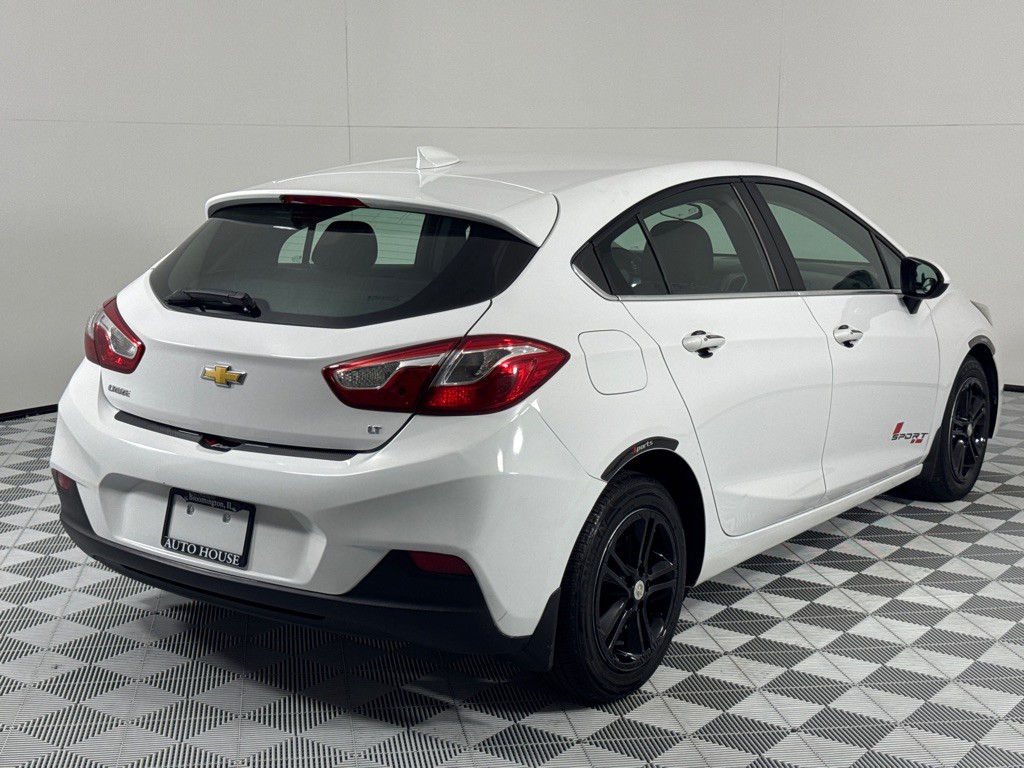 2017 Chevrolet Cruze Image 5