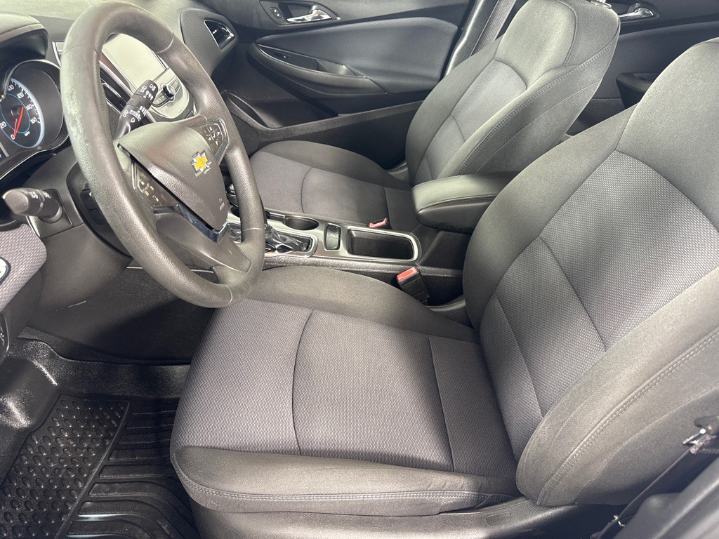 2017 Chevrolet Cruze Image 12