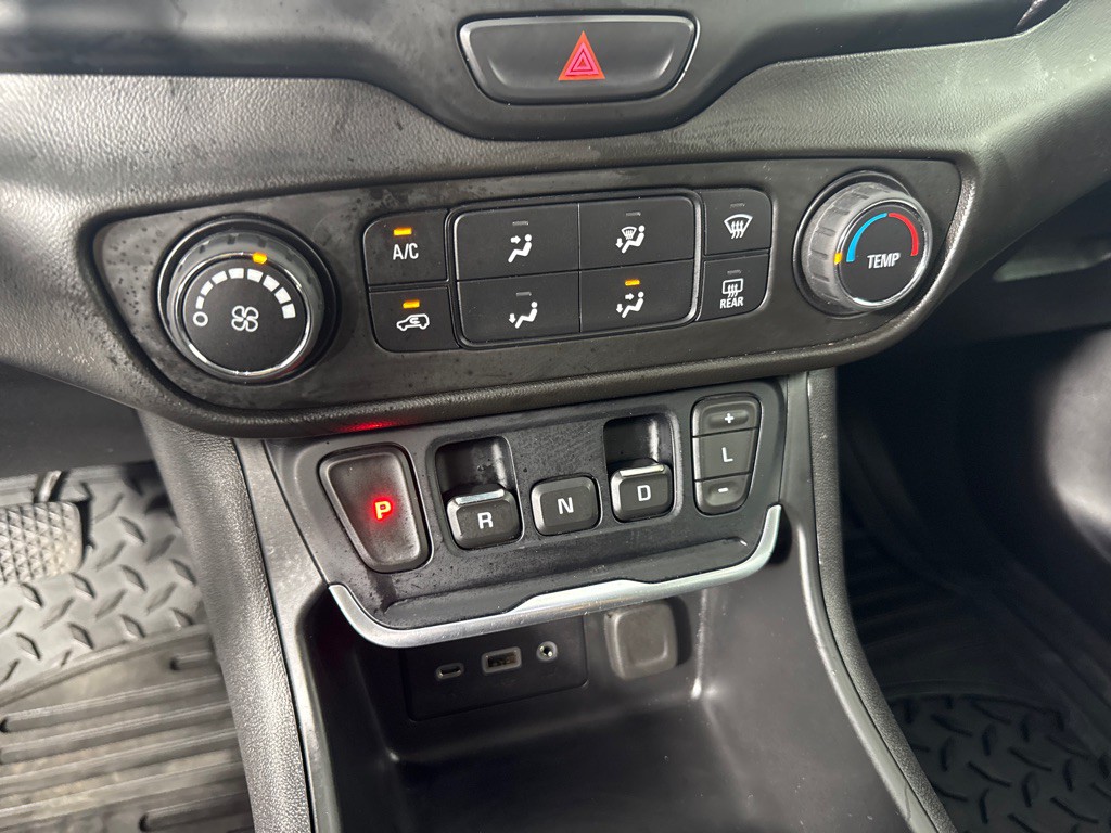 2018 GMC Terrain Image 18