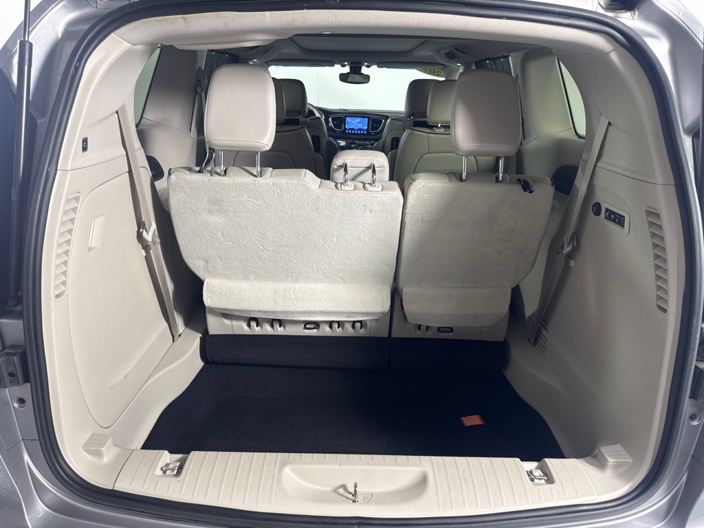 2017 Chrysler Pacifica Image 24