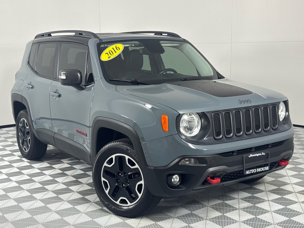 2016 Jeep Renegade Image 2