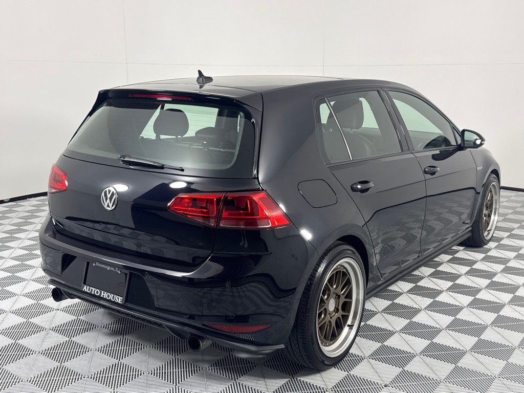 2015 Volkswagen GTI Image 5