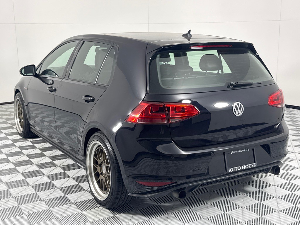 2015 Volkswagen GTI Image 7