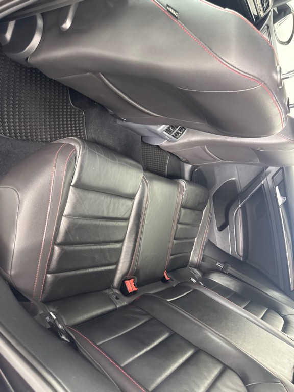 2015 Volkswagen GTI Image 21