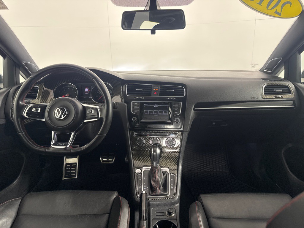 2015 Volkswagen GTI Image 27