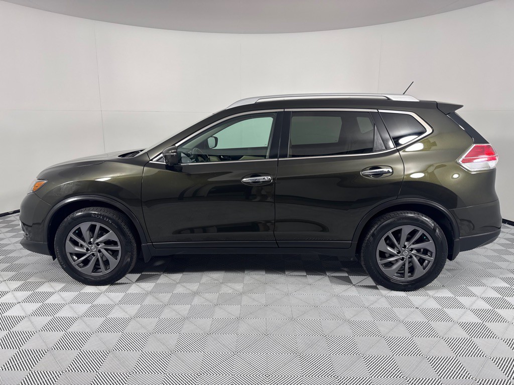 2016 Nissan Rogue Image 8