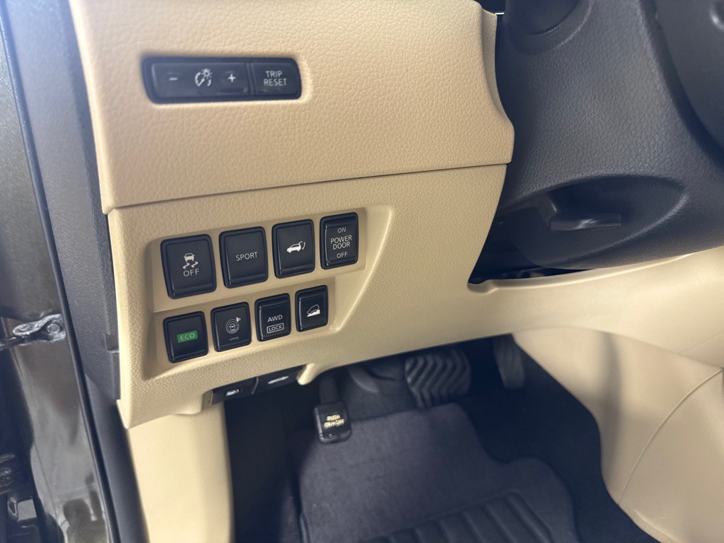 2016 Nissan Rogue Image 14