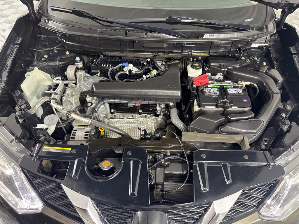 2016 Nissan Rogue Image 25