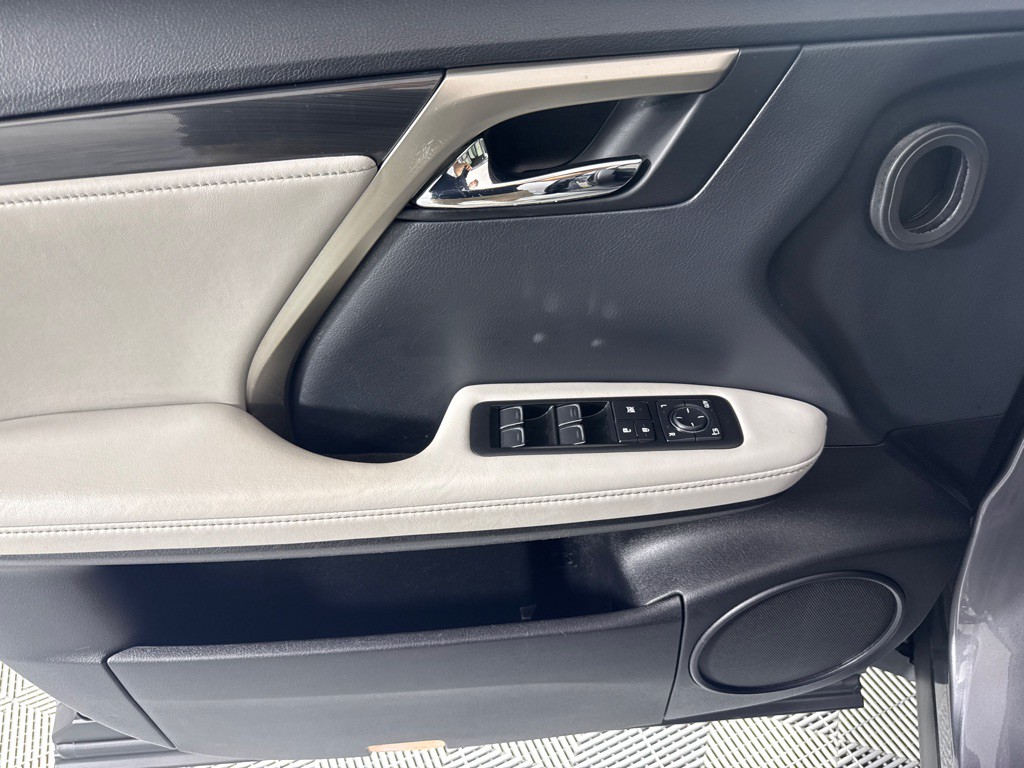 2018 Lexus RX Image 13