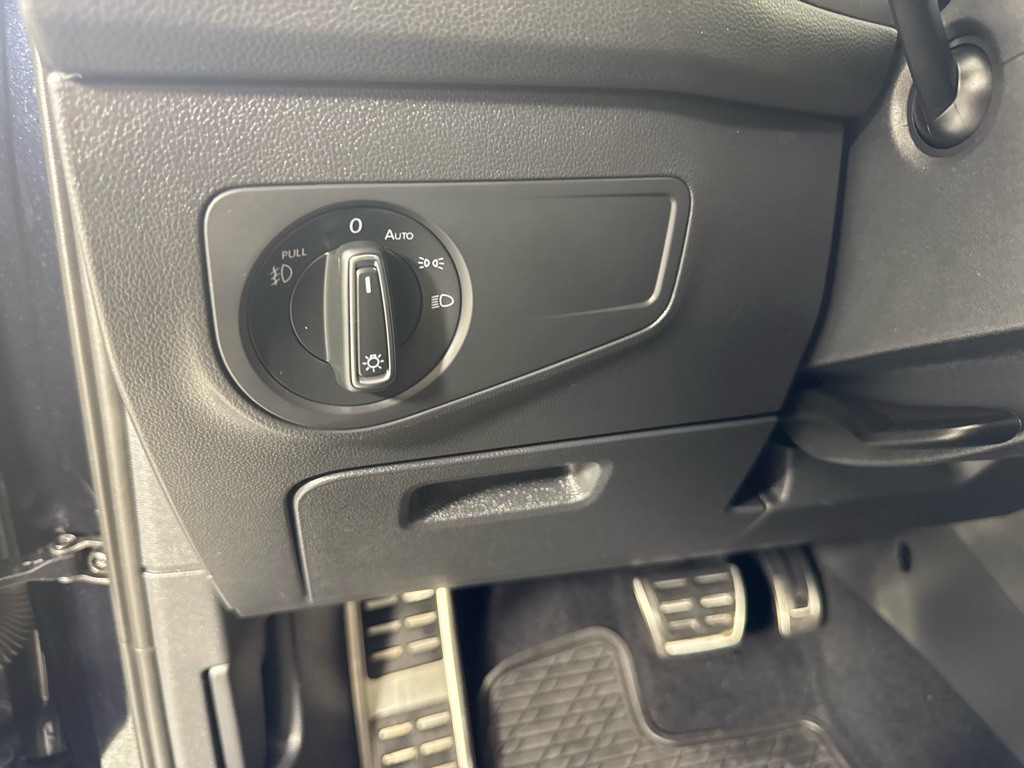 2021 Volkswagen Tiguan Image 11