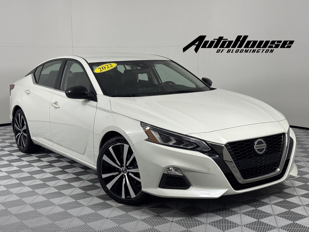 2022 Nissan Altima Image 1