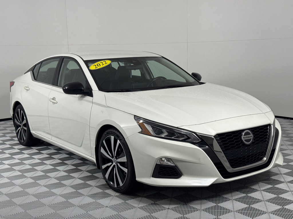 2022 Nissan Altima Image 3