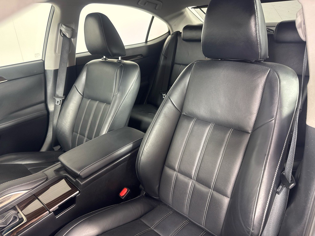2016 Lexus ES Image 15