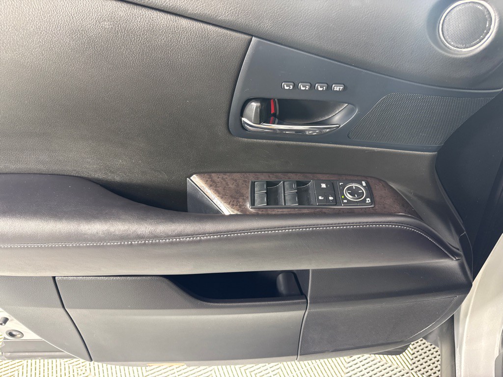 2013 Lexus RX Image 13