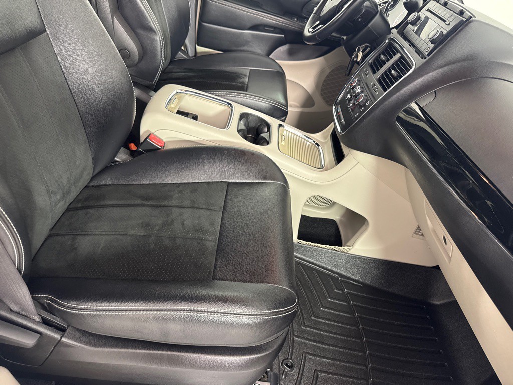 2016 Dodge Grand Caravan Image 23