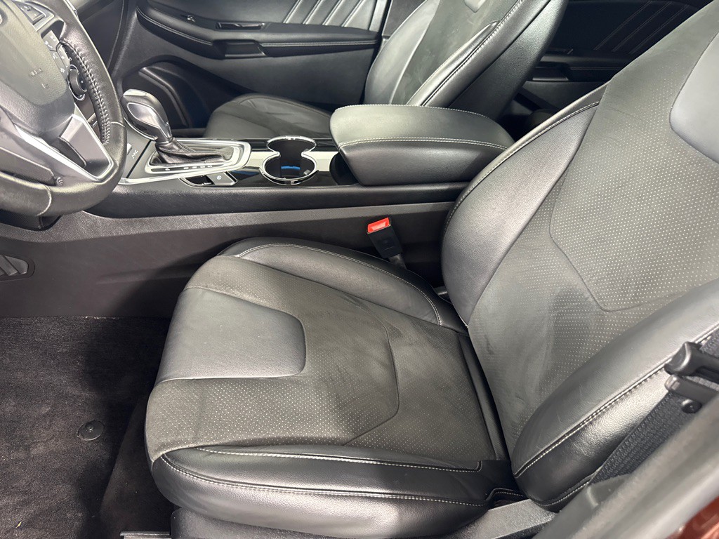 2015 Ford Edge Image 13