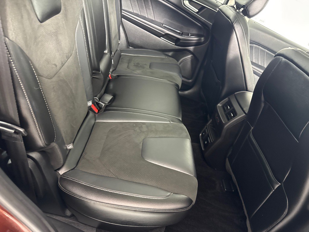 2015 Ford Edge Image 25