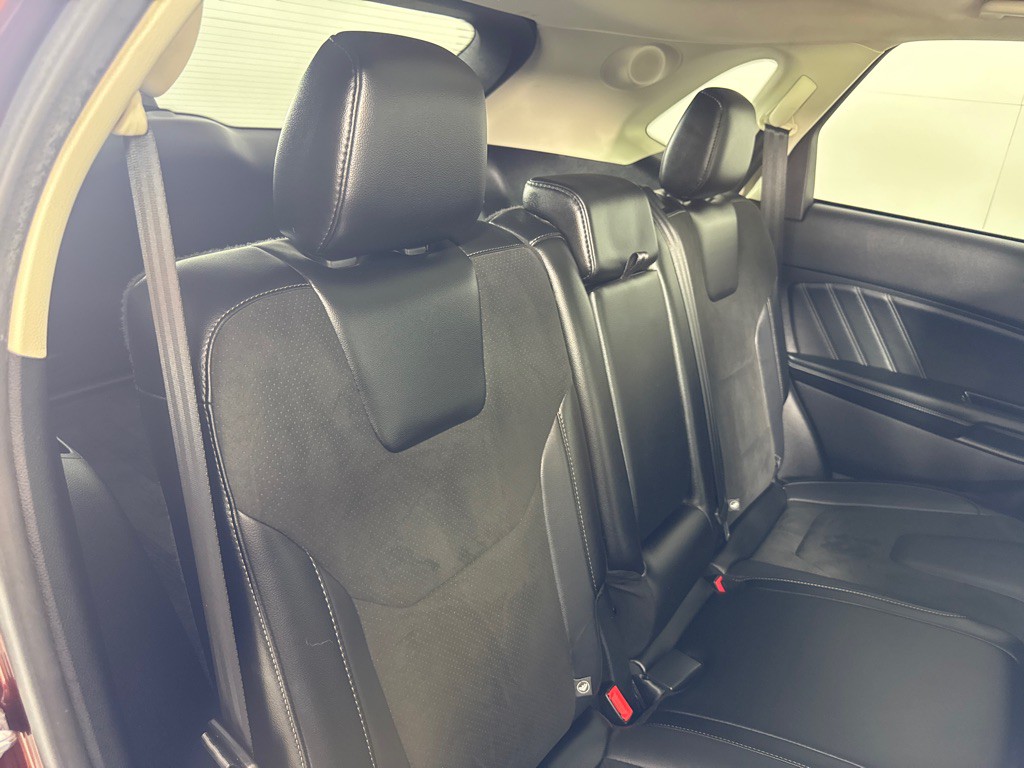 2015 Ford Edge Image 26
