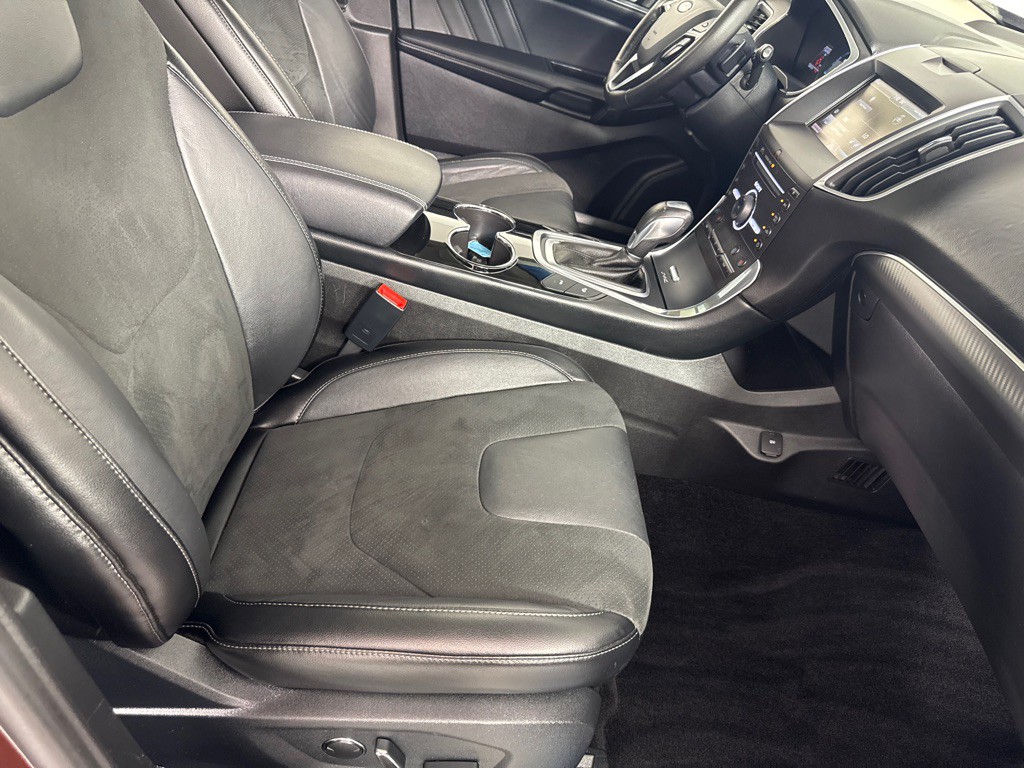 2015 Ford Edge Image 27
