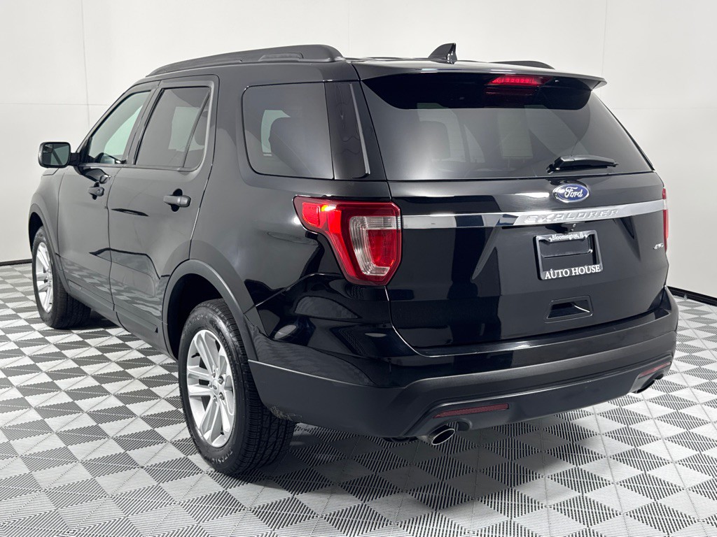 2017 Ford Explorer Image 7