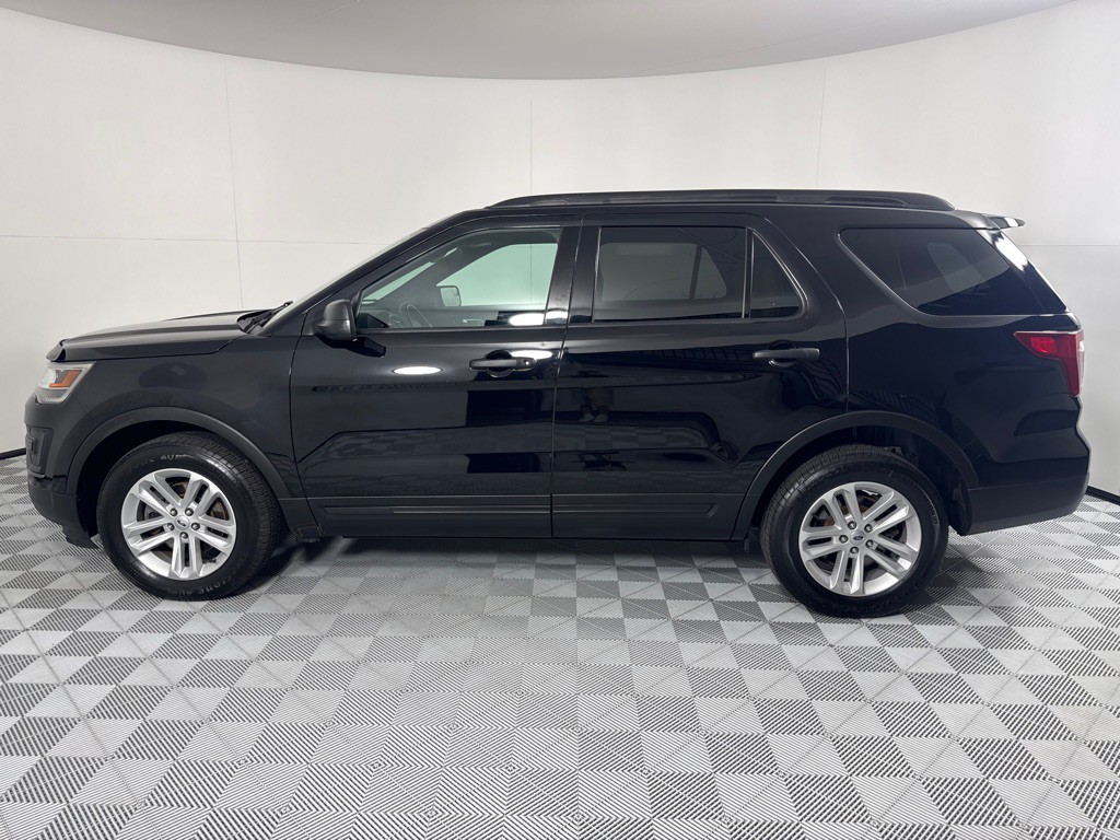2017 Ford Explorer Image 9
