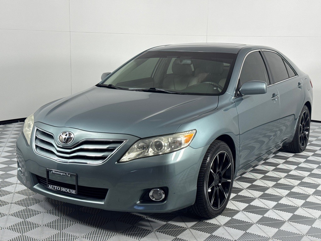 2011 Toyota Camry Image 6
