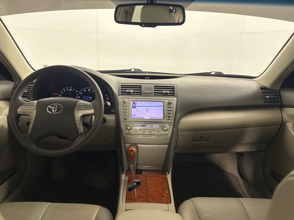 2011 Toyota Camry Image 23