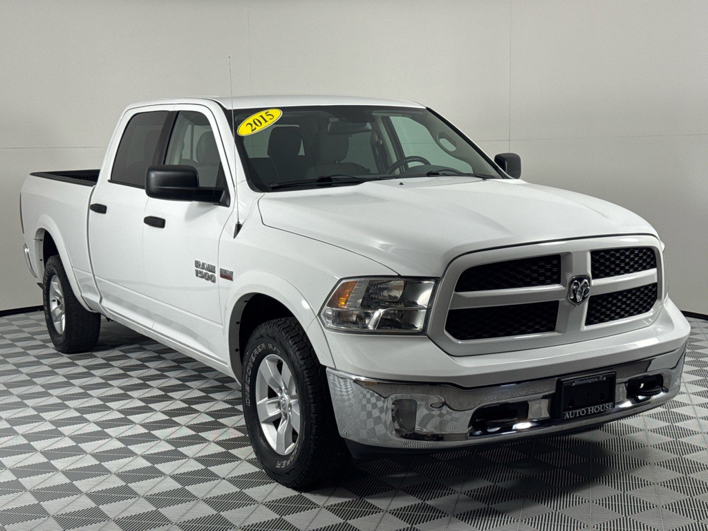 2015 RAM 1500 Image 3