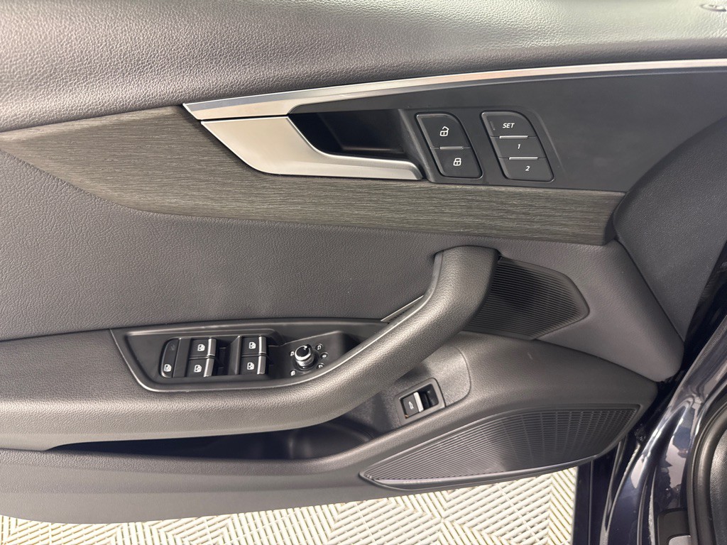 2018 Audi A4 Image 12