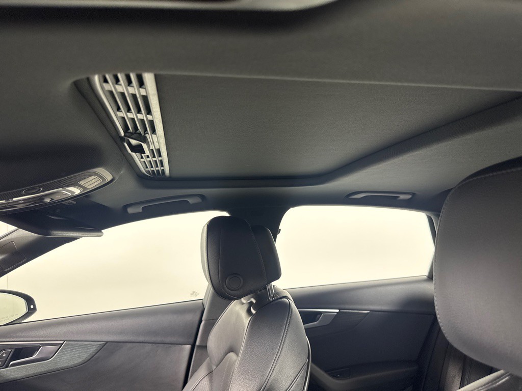 2018 Audi A4 Image 15