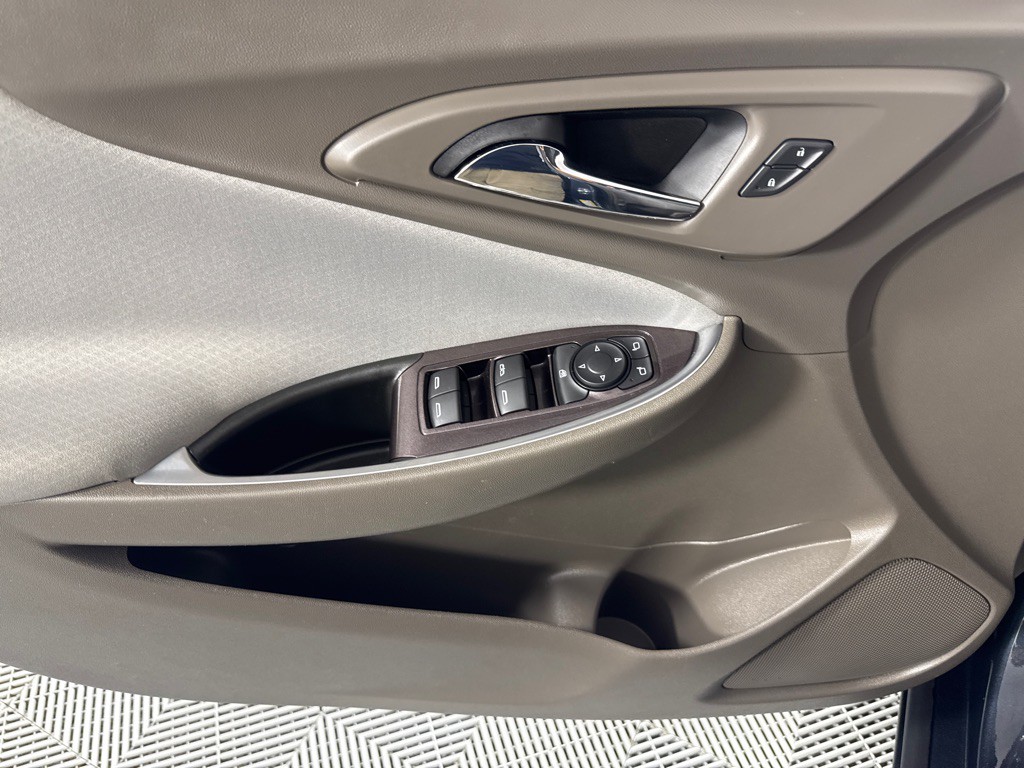 2020 Chevrolet Malibu Image 13