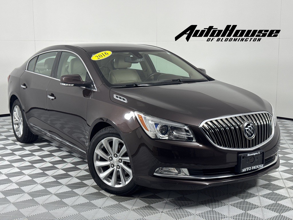 2016 Buick Lacrosse Image 1