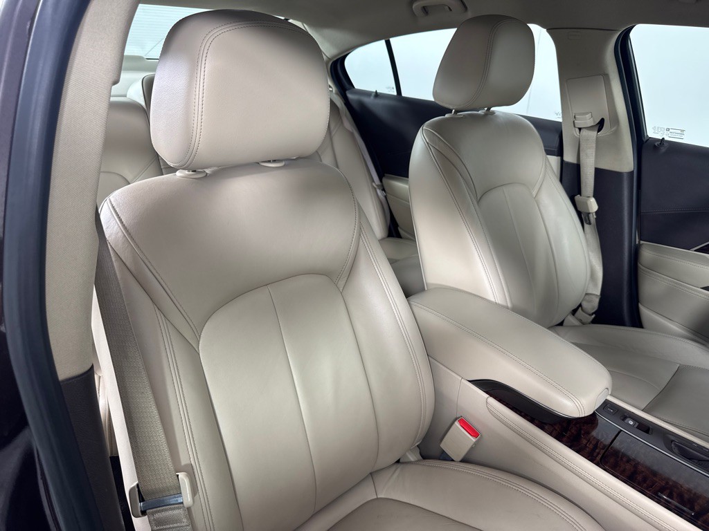 2016 Buick Lacrosse Image 21